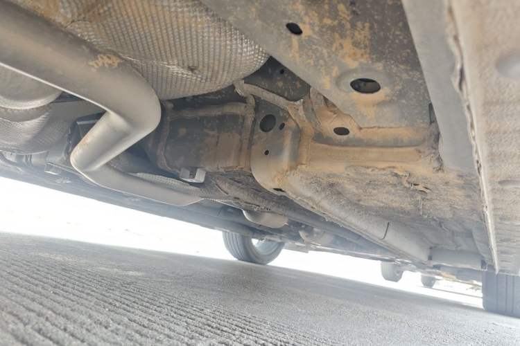 Used Geely Auto Emgrand 2022 4th Generation 1.5L CVT Flagship Model Chassis Rear Right