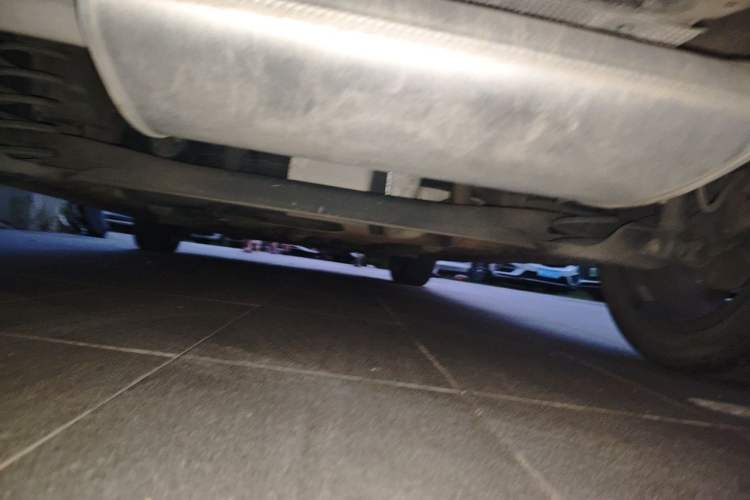 Used Geely Auto Emgrand 2022 4th Generation 1.5L CVT Flagship Model Chassis Rear