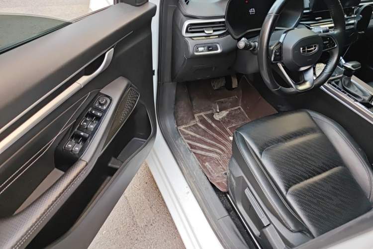 Used Geely Auto Emgrand 2022 4th Generation 1.5L CVT Luxury Model Driver Seat