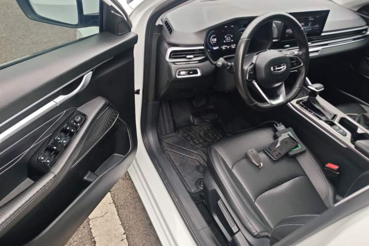Used Geely Auto Emgrand 2022 4th Generation 1.5L CVT Luxury Model Driver Seat