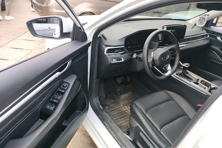 Used Geely Auto Emgrand 2022 4th Generation 1.5L CVT Luxury Model Driver Seat