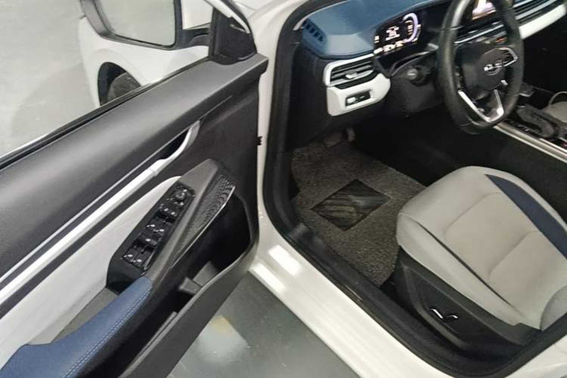 Used Geely Auto Emgrand 2022 4th Generation 1.5L CVT Flagship Model Driver Seat