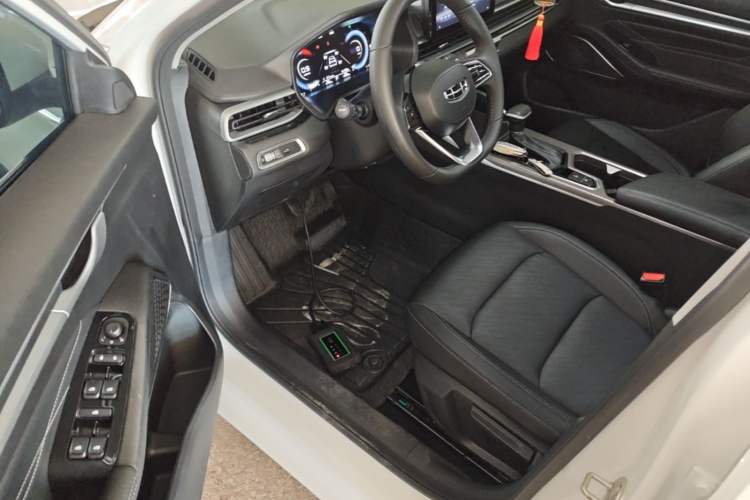 Used Geely Auto Emgrand 2022 4th Generation 1.5L CVT Luxury Model Driver Seat