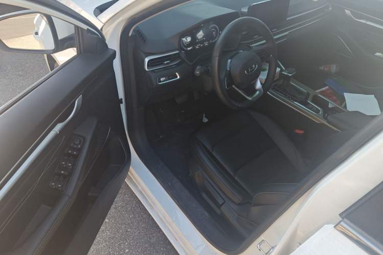 Used Geely Auto Emgrand 2022 4th Generation 1.5L CVT Luxury Model Driver Seat