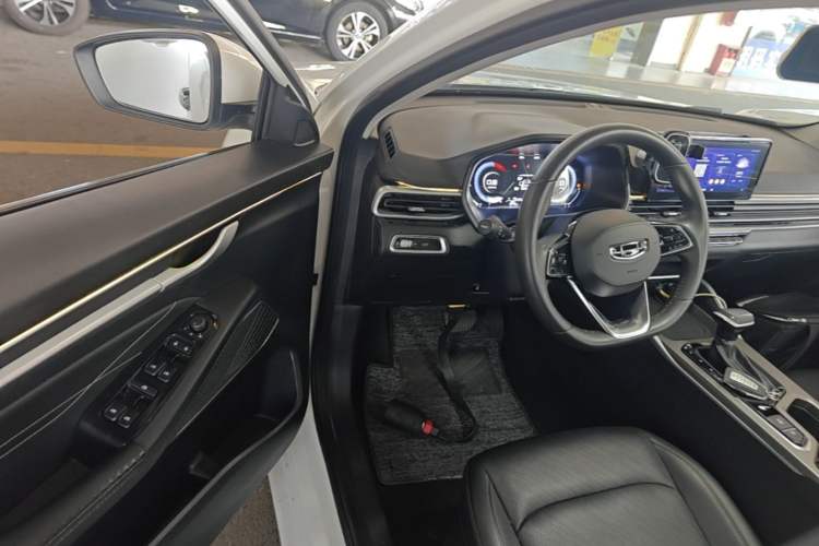 Used Geely Auto Emgrand 2022 4th Generation 1.5L CVT Luxury Model Driver Seat