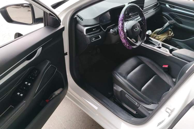 Used Geely Auto Emgrand 2022 4th Generation 1.5L CVT Luxury Model Driver Seat