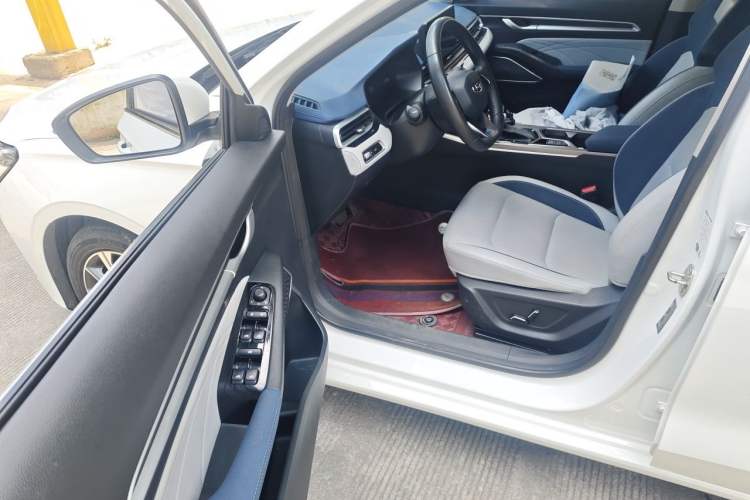 Used Geely Auto Emgrand 2022 4th Generation 1.5L CVT Flagship Model Driver Seat