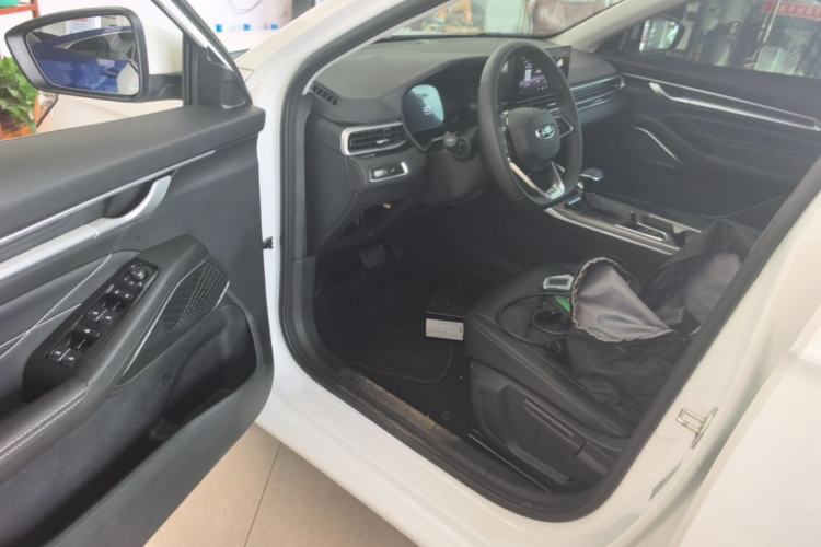 Used Geely Auto Emgrand 2022 4th Generation 1.5L CVT Luxury Model Driver Seat
