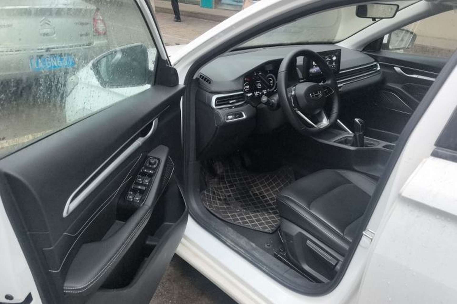 Used Geely Auto Emgrand 2022 4th Generation 1.5L Manual Luxury Model Driver Seat