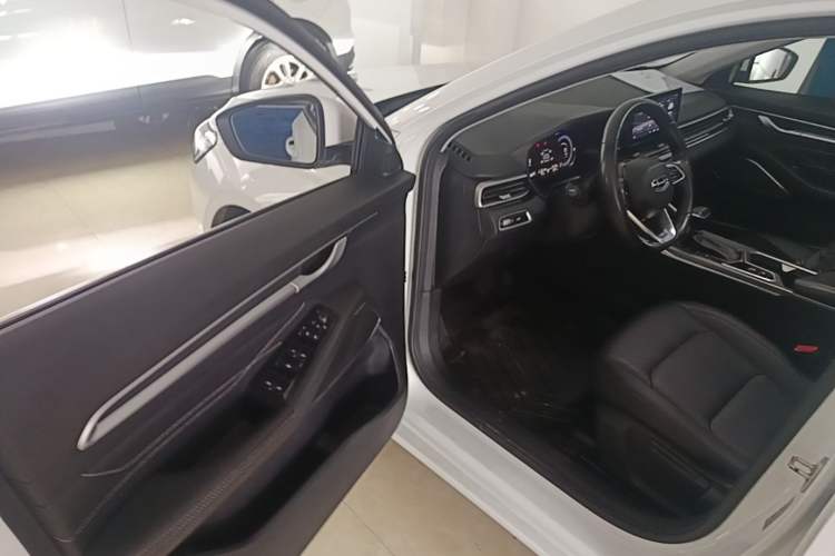 Used Geely Auto Emgrand 2022 4th Generation 1.5L CVT Luxury Model Driver Seat