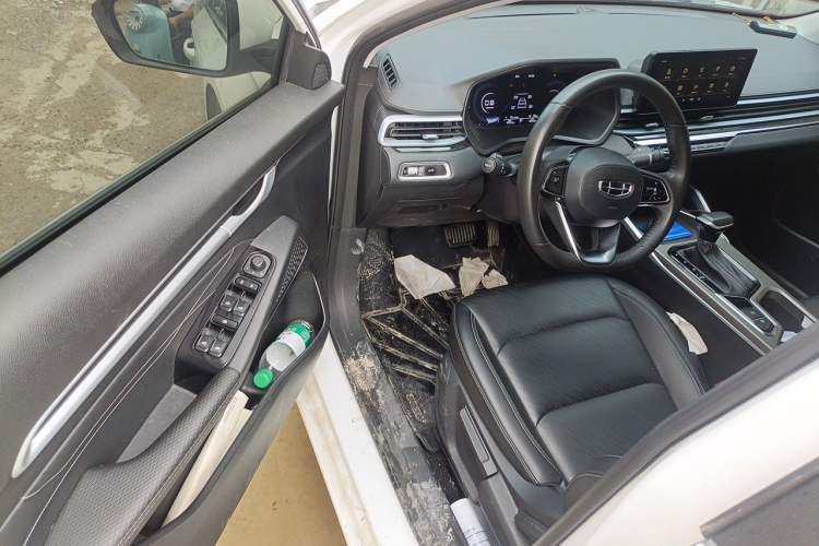 Used Geely Auto Emgrand 2022 4th Generation 1.5L CVT Luxury Model Driver Seat