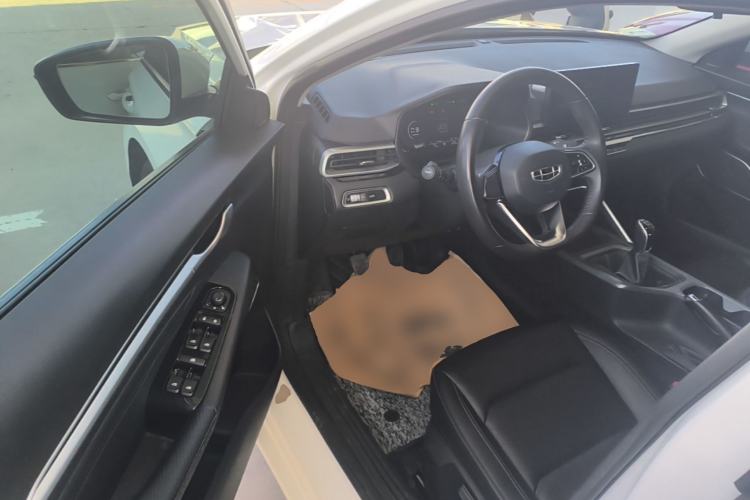 Used Geely Auto Emgrand 2022 4th Generation 1.5L Manual Elite Model Driver Seat