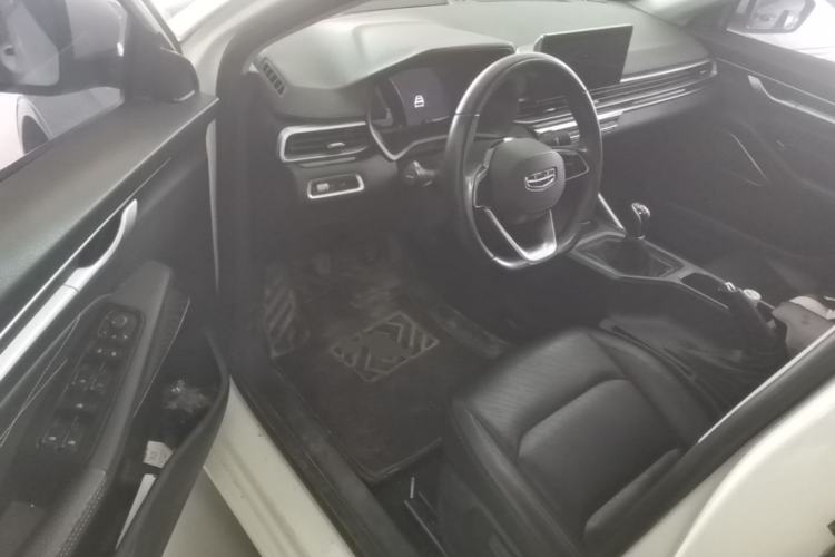 Used Geely Auto Emgrand 2022 4th Generation 1.5L Manual Luxury Model Driver Seat