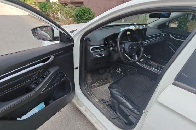 Used Geely Auto Emgrand 2022 4th Generation 1.5L CVT Luxury Model Driver Seat