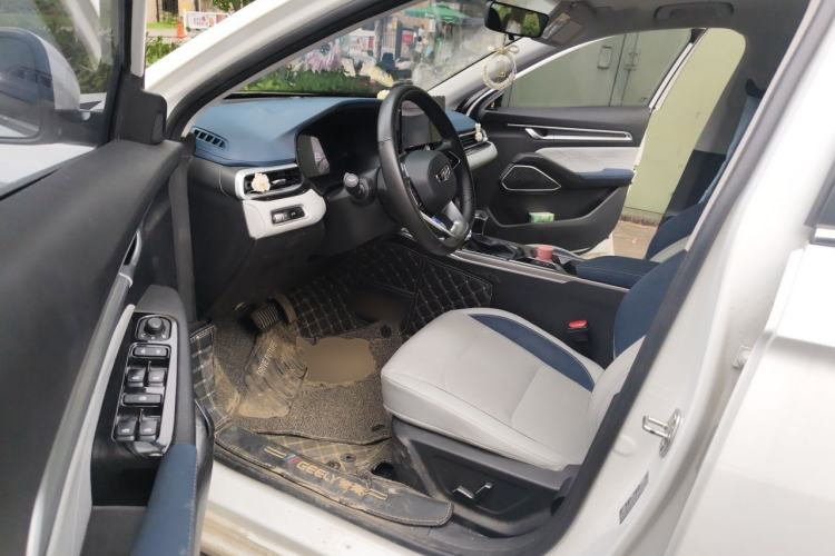 Used Geely Auto Emgrand 2022 4th Generation 1.5L CVT Flagship Model Driver Seat
