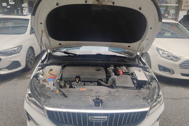 Used Geely Auto Emgrand 2022 4th Generation 1.5L CVT Flagship Model Engine Bay