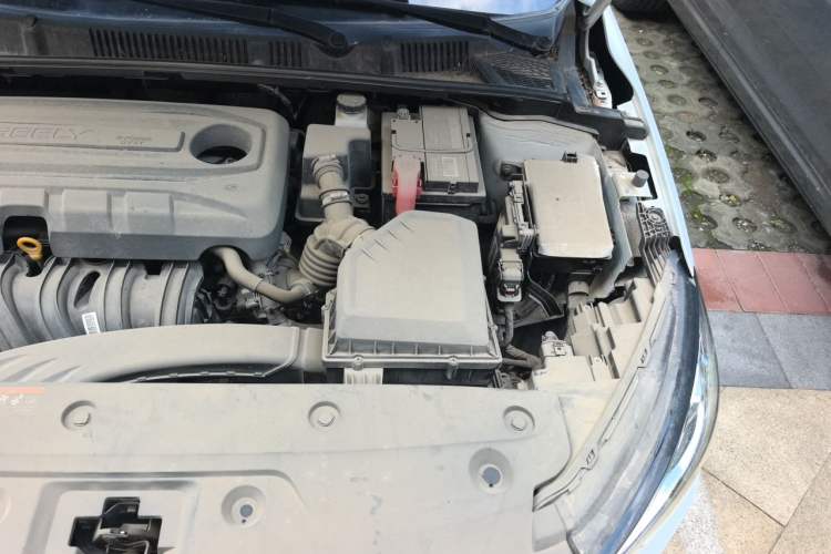 Used Geely Auto Emgrand 2022 4th Generation 1.5L CVT Luxury Model Engine Bay Left