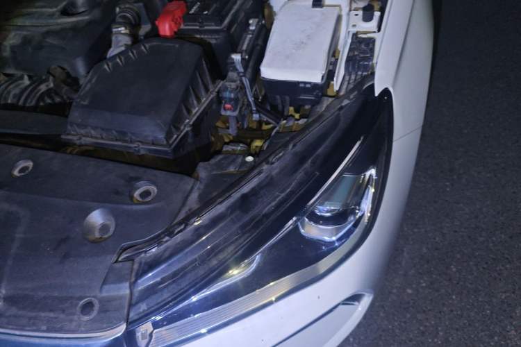 Used Geely Auto Emgrand 2022 4th Generation 1.5L CVT Luxury Model Engine Bay Left