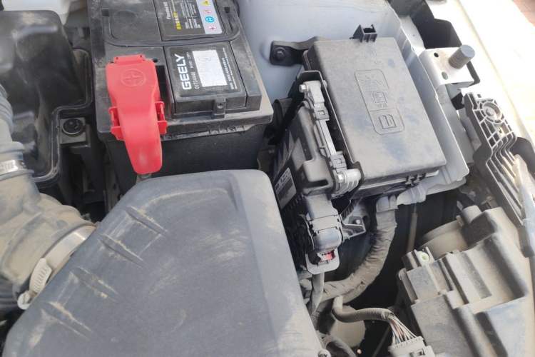 Used Geely Auto Emgrand 2022 4th Generation 1.5L CVT Luxury Model Engine Bay Left
