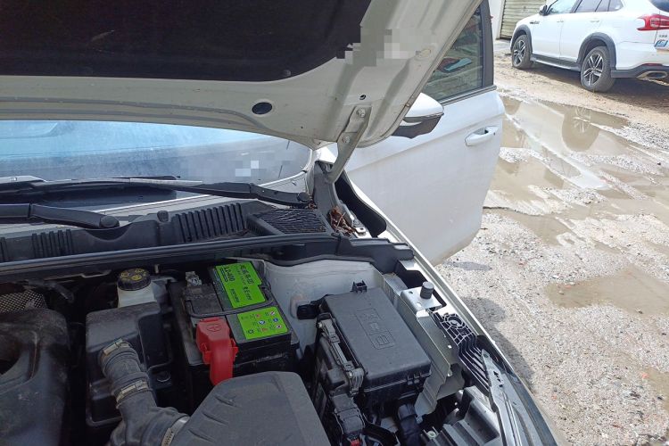 Used Geely Auto Emgrand 2022 4th Generation 1.5L CVT Luxury Model Engine Bay Left