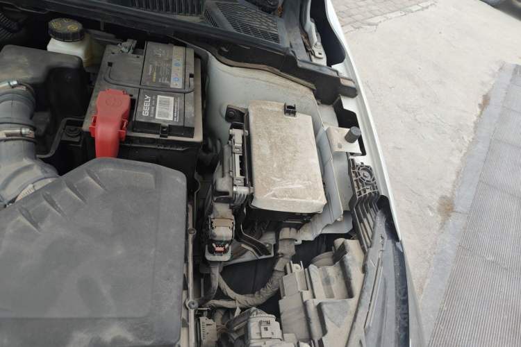 Used Geely Auto Emgrand 2022 4th Generation 1.5L CVT Luxury Model Engine Bay Left
