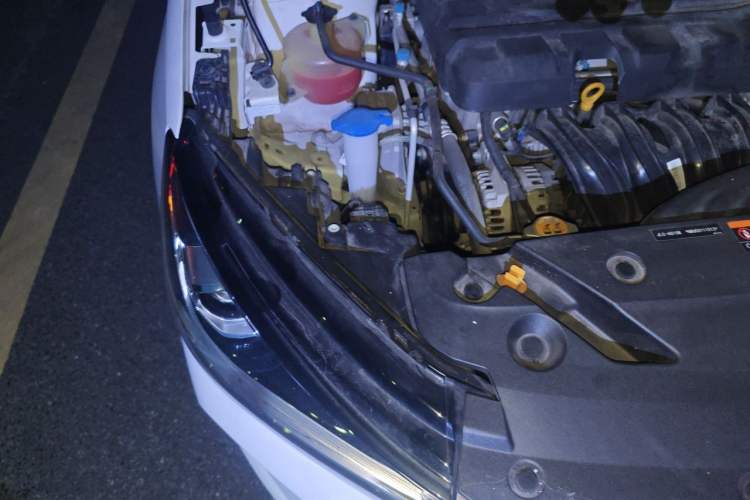 Used Geely Auto Emgrand 2022 4th Generation 1.5L CVT Luxury Model Engine Bay Right