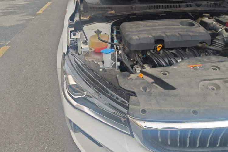 Used Geely Auto Emgrand 2022 4th Generation 1.5L Manual Elite Model Engine Bay Right