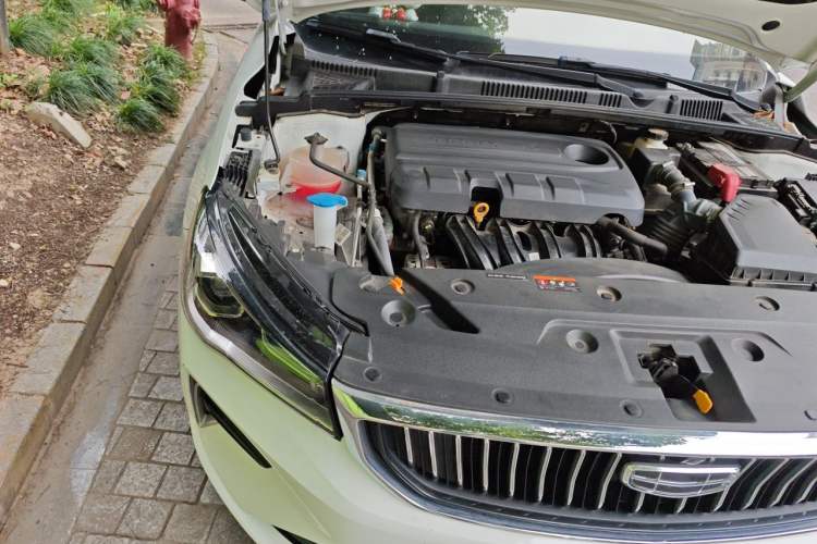 Used Geely Auto Emgrand 2022 4th Generation 1.5L CVT Luxury Model Engine Bay Right