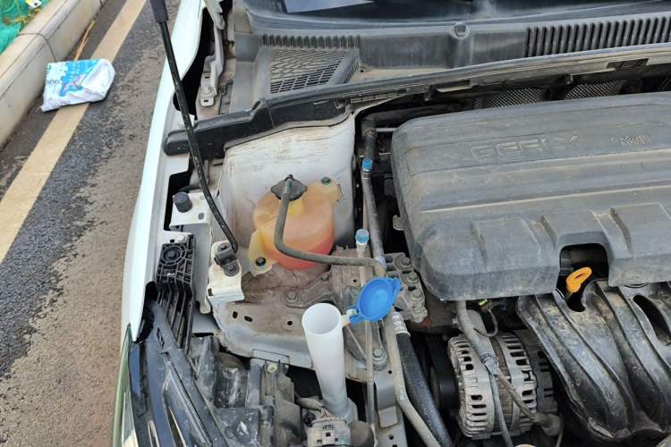 Used Geely Auto Emgrand 2022 4th Generation 1.5L CVT Luxury Model Engine Bay Right