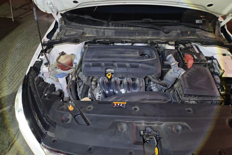 Used Geely Auto Emgrand 2022 4th Generation 1.5L CVT Flagship Model Engine Bay Right