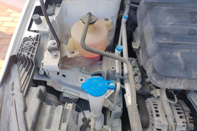 Used Geely Auto Emgrand 2022 4th Generation 1.5L CVT Luxury Model Engine Bay Right