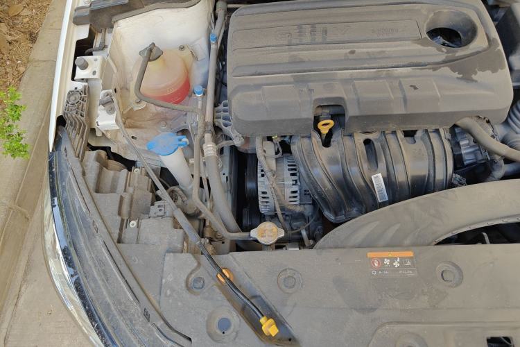 Used Geely Auto Emgrand 2022 4th Generation 1.5L CVT Flagship Model Engine Bay Right