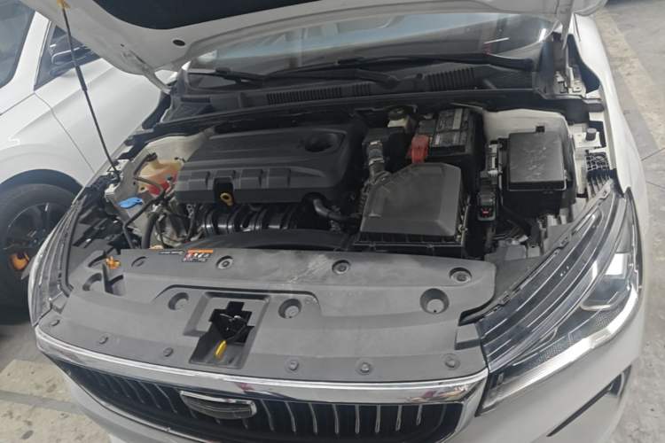 Used Geely Auto Emgrand 2022 4th Generation 1.5L CVT Flagship Model Engine Bay