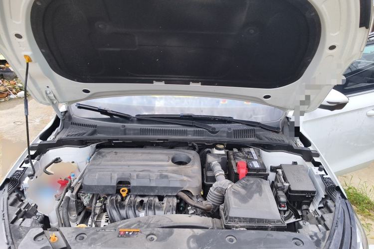 Used Geely Auto Emgrand 2022 4th Generation 1.5L CVT Flagship Model Engine Bay