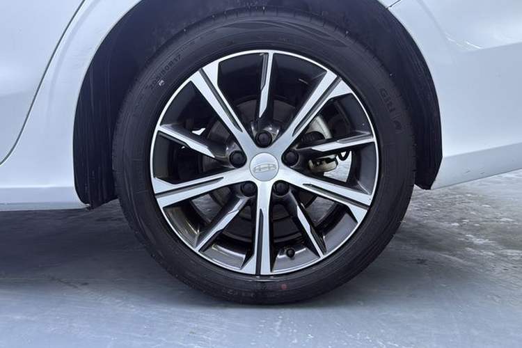 Used Geely Auto Emgrand 2022 4th Generation 1.5L CVT Luxury Model Exterior 10