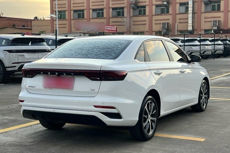 Used Geely Auto Emgrand 2022 4th Generation 1.5L CVT Luxury Model Exterior 11
