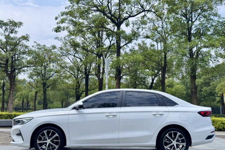 Used Geely Auto Emgrand 2022 4th Generation 1.5L CVT Luxury Model Exterior 11