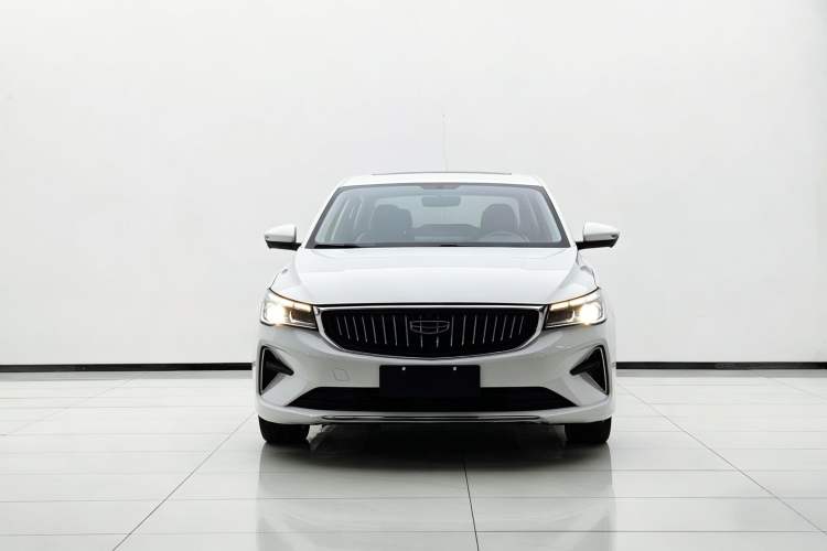 Used Geely Auto Emgrand 2022 4th Generation 1.5L CVT Luxury Model Exterior 2