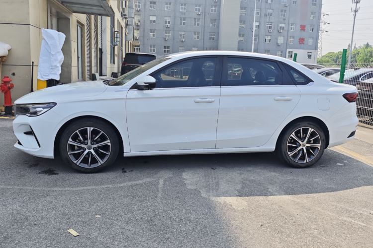 Used Geely Auto Emgrand 2022 4th Generation 1.5L CVT Flagship Model Exterior 3