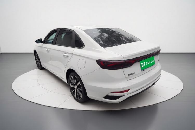 Used Geely Auto Emgrand 2022 4th Generation 1.5L CVT Luxury Model Exterior 3