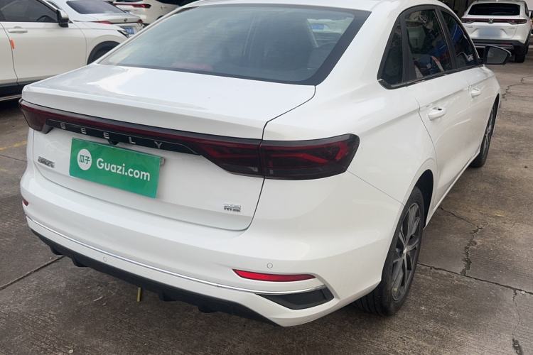 Used Geely Auto Emgrand 2022 4th Generation 1.5L CVT Luxury Model Exterior 3