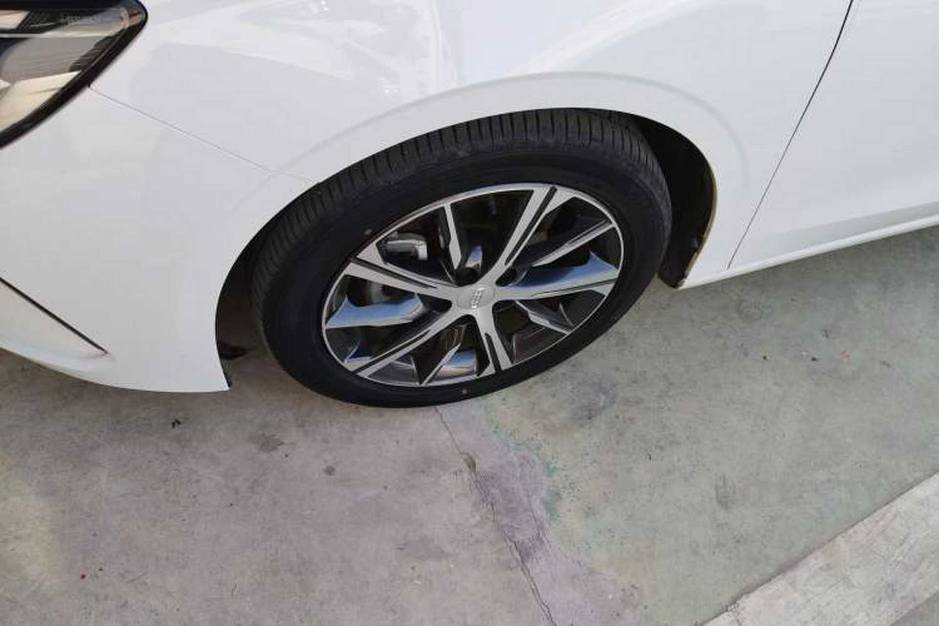 Used Geely Auto Emgrand 2022 4th Generation 1.5L CVT Luxury Model Exterior 4