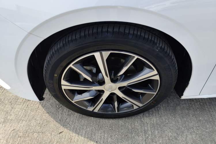 Used Geely Auto Emgrand 2022 4th Generation 1.5L CVT Luxury Model Exterior 4