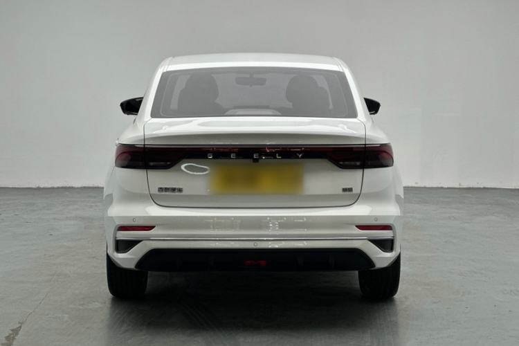 Used Geely Auto Emgrand 2022 4th Generation 1.5L CVT Luxury Model Exterior 4