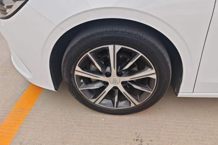 Used Geely Auto Emgrand 2022 4th Generation 1.5L CVT Luxury Model Exterior 4