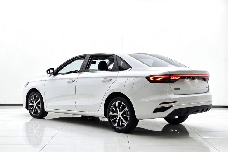 Used Geely Auto Emgrand 2022 4th Generation 1.5L CVT Luxury Model Exterior 5