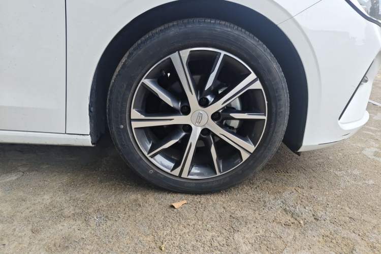 Used Geely Auto Emgrand 2022 4th Generation 1.5L CVT Flagship Model Exterior 7