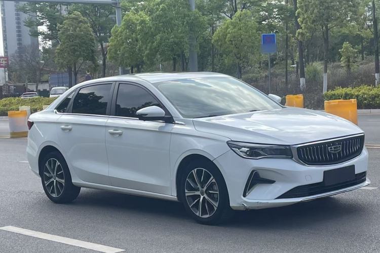 Used Geely Auto Emgrand 2022 4th Generation 1.5L CVT Flagship Model Exterior 7