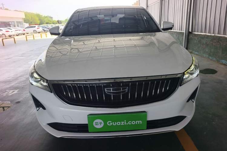 Used Geely Auto Emgrand 2022 4th Generation 1.5L CVT Flagship Model Front