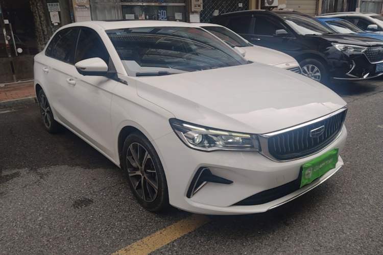 Used Geely Auto Emgrand 2022 4th Generation 1.5L CVT Flagship Model Front Right 45 Deg